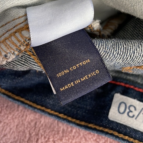 Cremieux Jeans Bootcut Premium Denim Distressed Holes Slightly Flared Size 34/30 - Picture 6 of 7